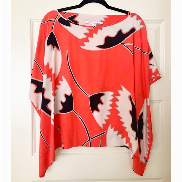 Diane Von Furstenberg Floral Top Size Small - Picture 1 of 5